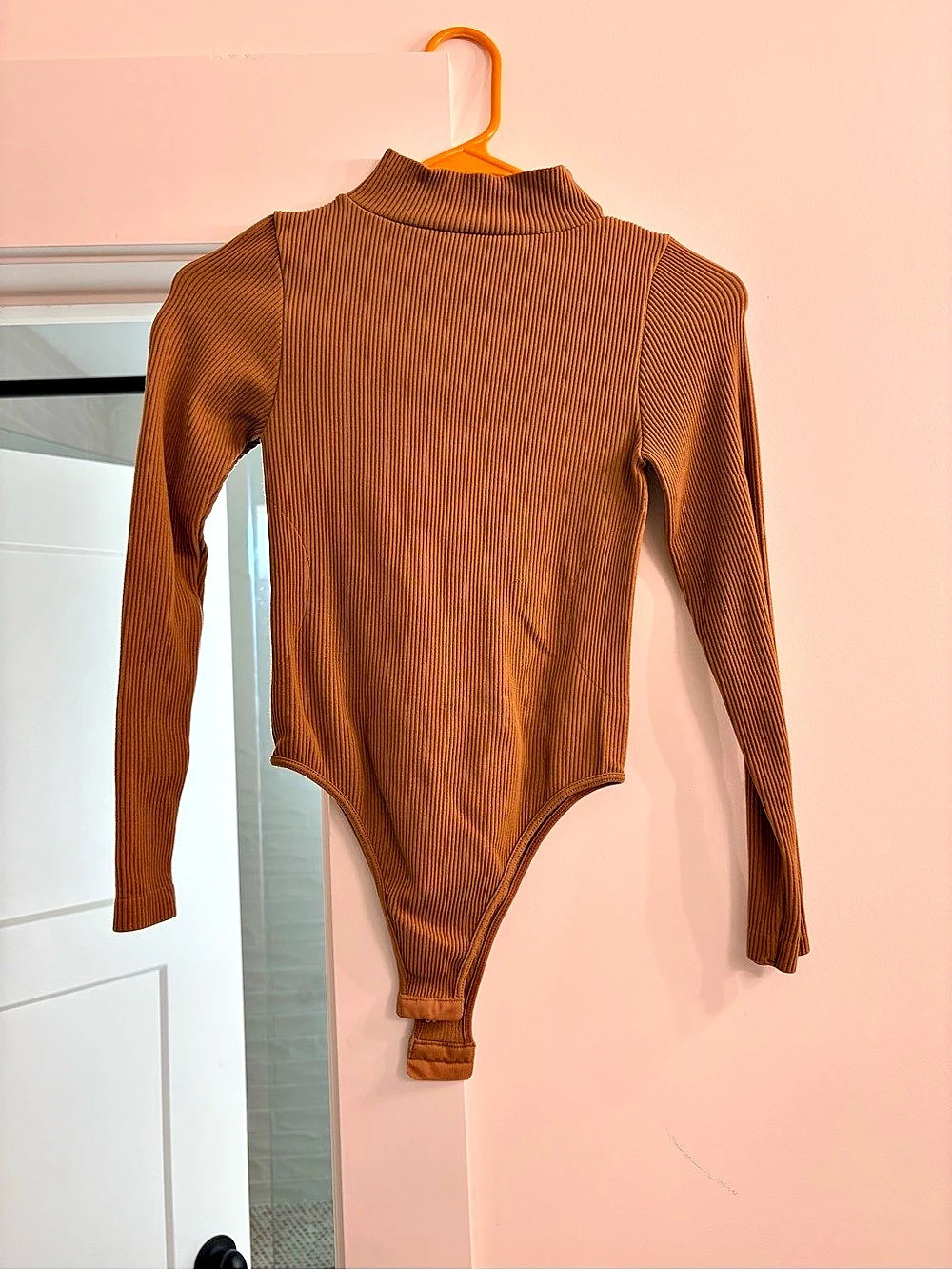 Dynamic Style 982 Ribbed Bodysuit in Brown Like New